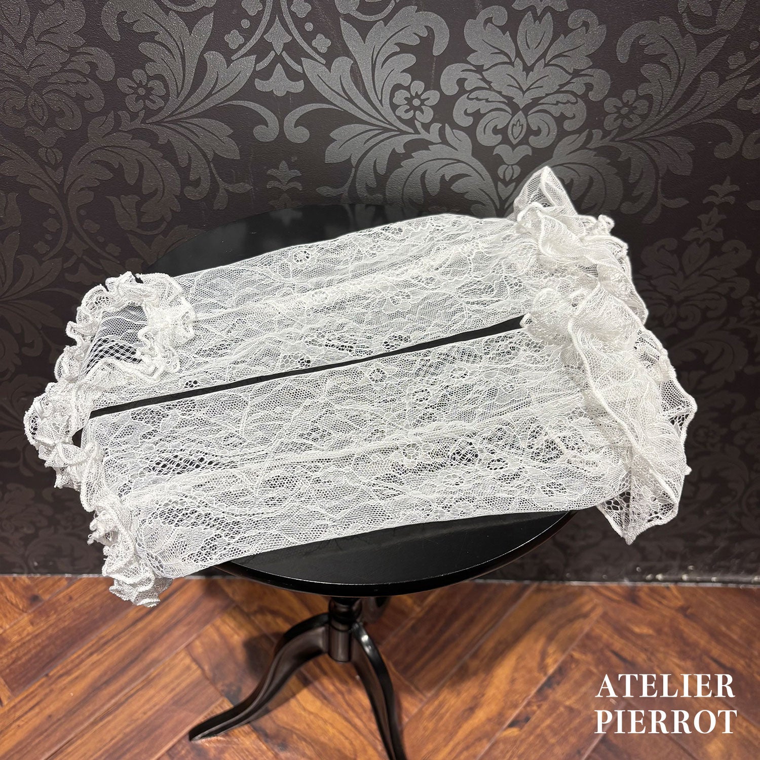 【ATELIER PIERROT】 ★ご予約受付中★ Forbidden Prayer Lace Long Gloves ホワイト/ブラック