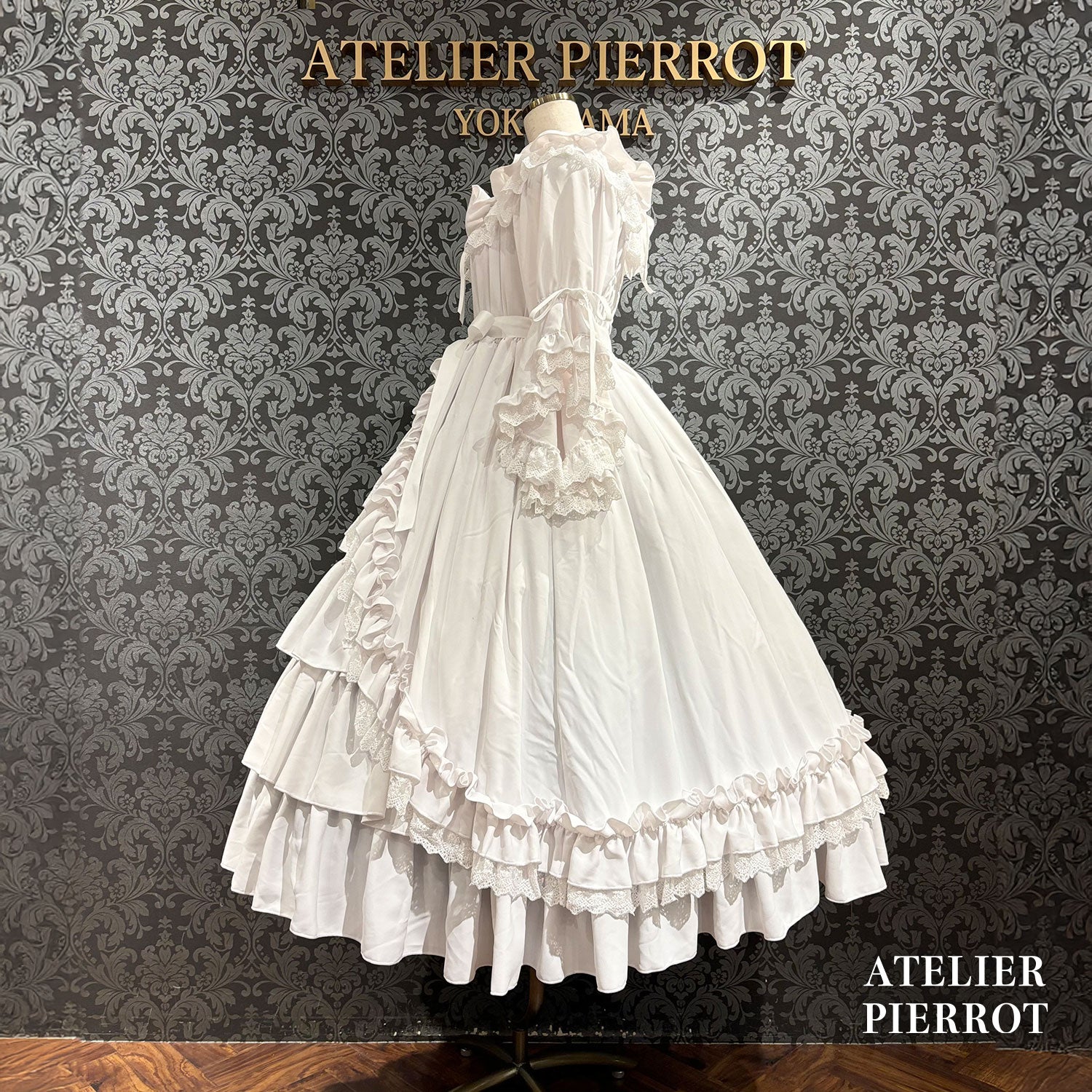 【ATELIER PIERROT】 ★Ahora aceptando reservas★Vestido Nocturno NegroWhite/Marfil/Purple/Navy/Black