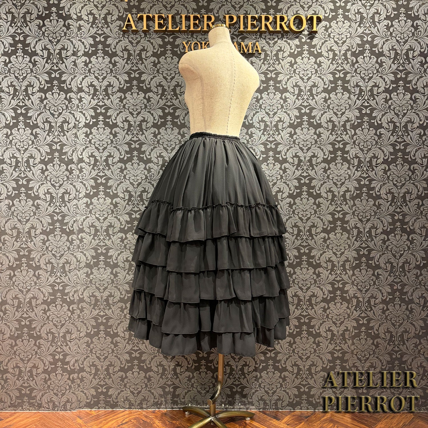 【ATELIER PIERROT】 Midnight Cascade Long Skirt White/Bordeaux/Black
