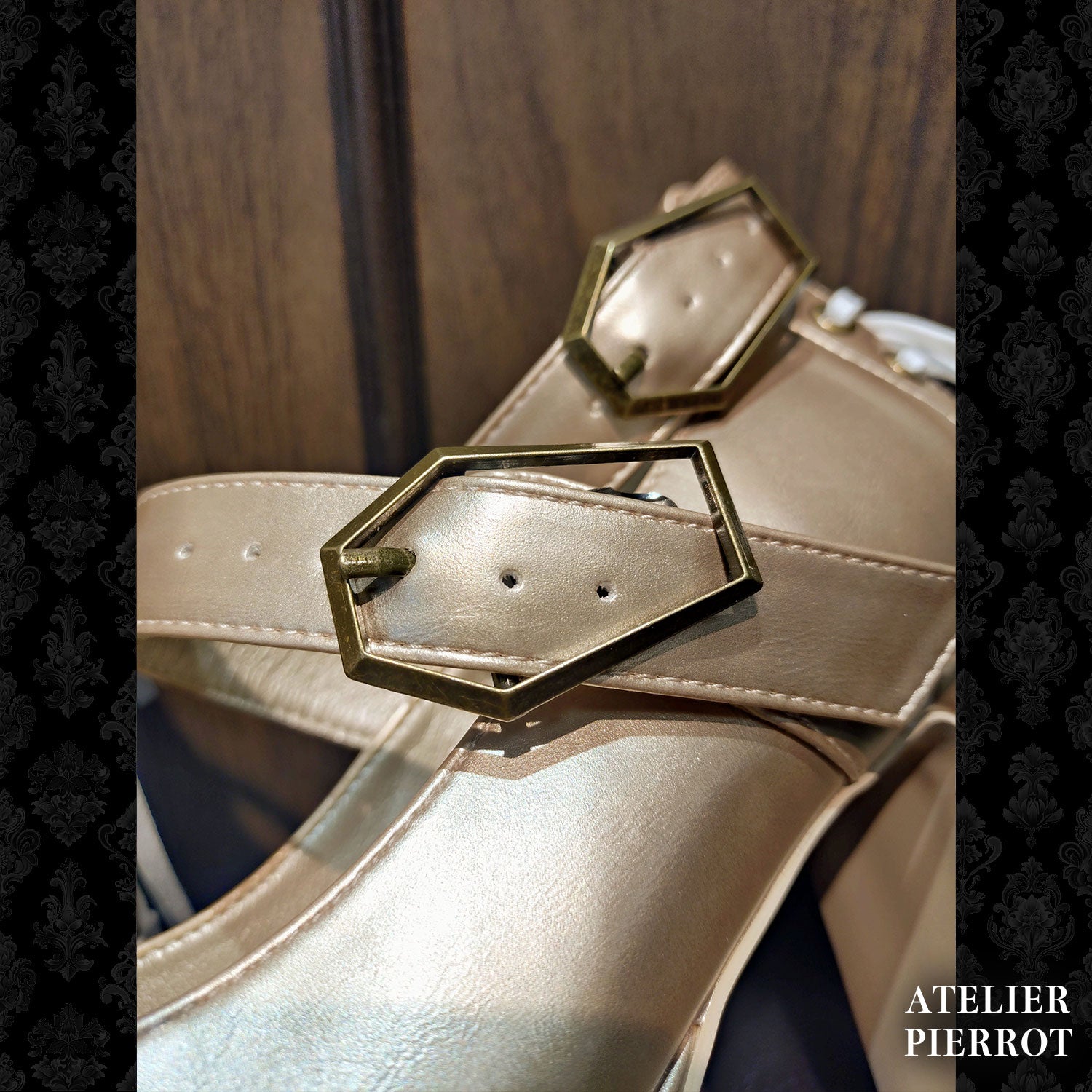 【ATELIER PIERROT】 ★ご予約受付中★ Coffin Buckle Lace-Up Platform Pumps ホワイト/ボルドー/ゴールド/ブラック S/M/L/XL