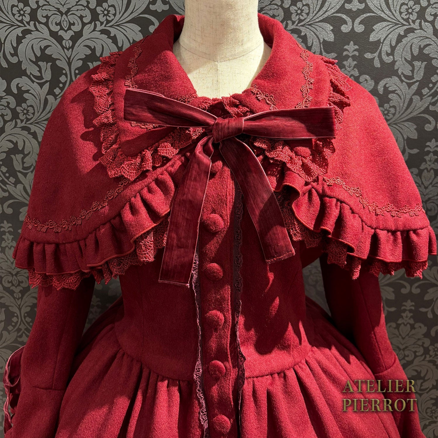 【ATELIER PIERROT】 Fleur d’Hiver Coat ホワイト/ボルドー/ネイビー/ブラック