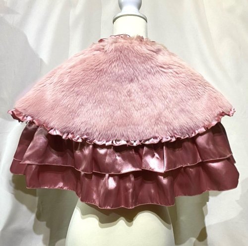 【MARBLE】マーブル パールチェーン飾り付きラグジュアリーファーケープ:ピンクファー