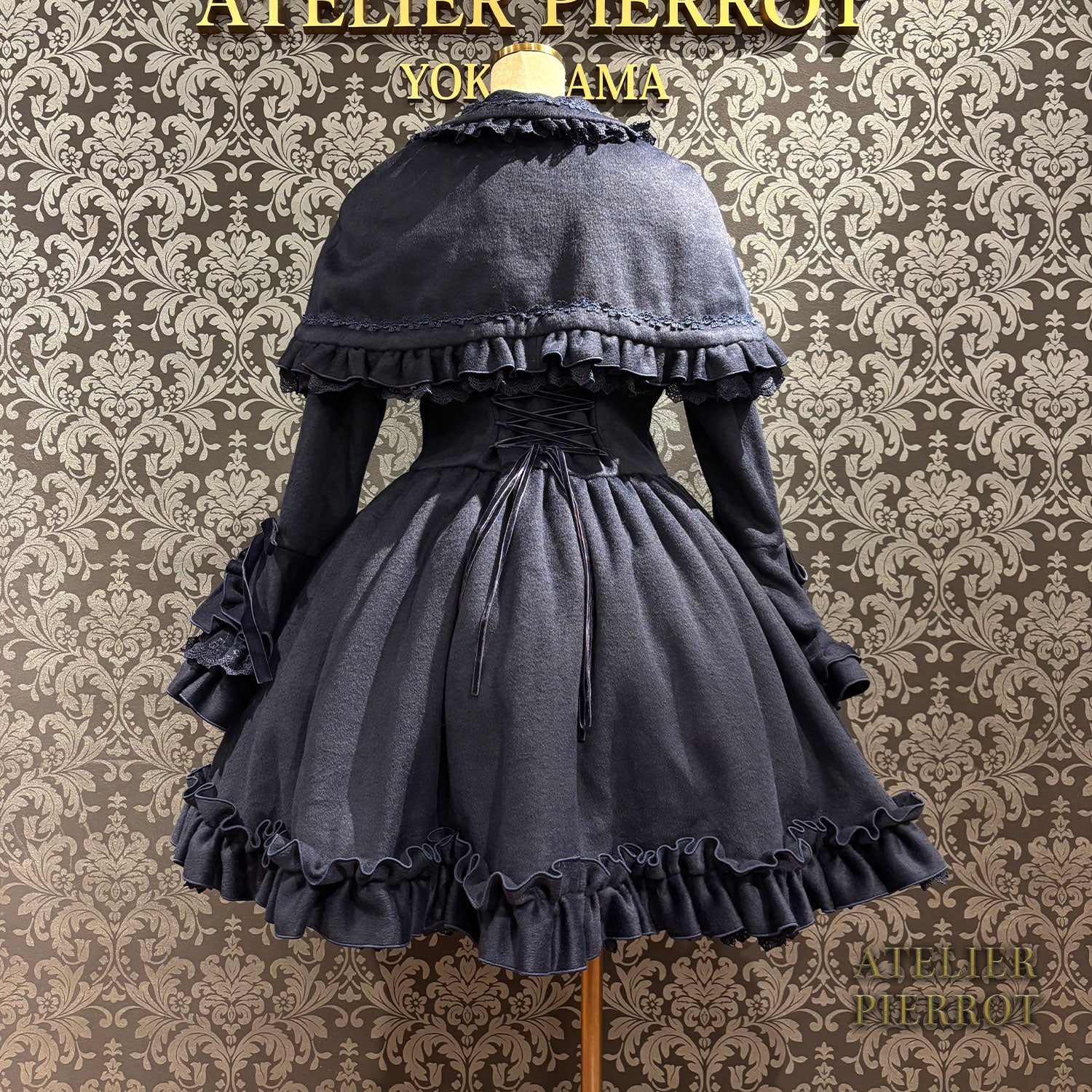 【ATELIER PIERROT】 Fleur d'Hiver Mantel weiß/Bordeaux/Marine/Schwarz★Entlassen von Ende Oktober bis Anfang November★