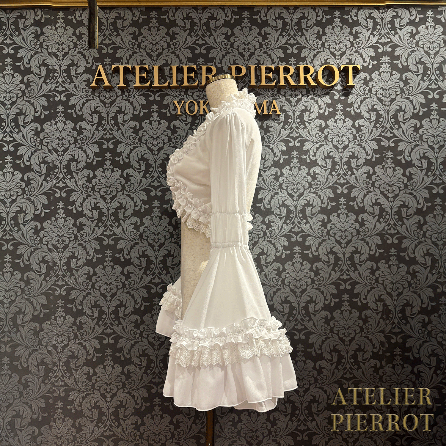 【ATELIER PIERROTPrincess Sleeve Bolero白/酒/海蓝色/黑
