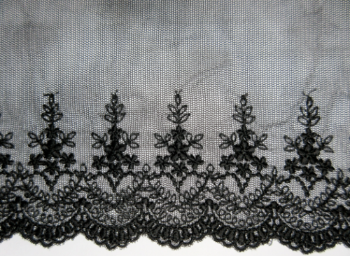 Race de tulio de motivos de flores Black 13.7m