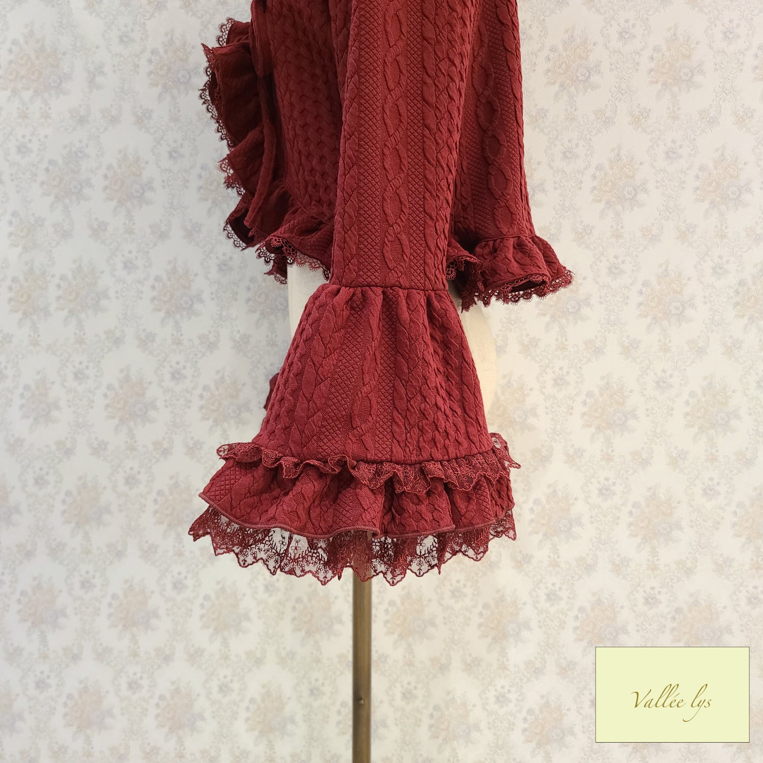Vallee lys瓦勒里斯Petal Bloom Cardigan