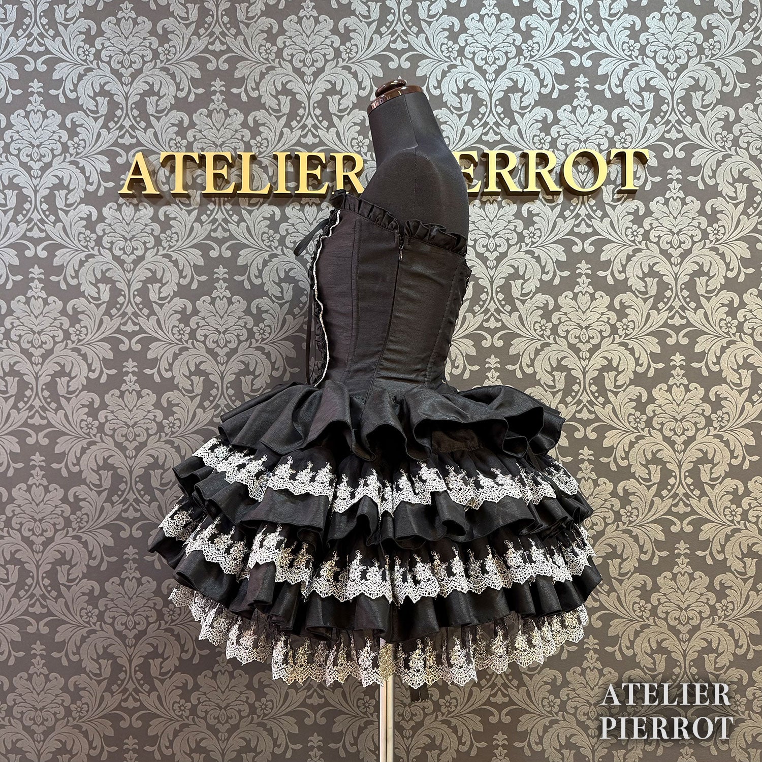 【ATELIER PIERROT】 Mini Corset Dress (シルバーレースver) ホワイト/ブラック