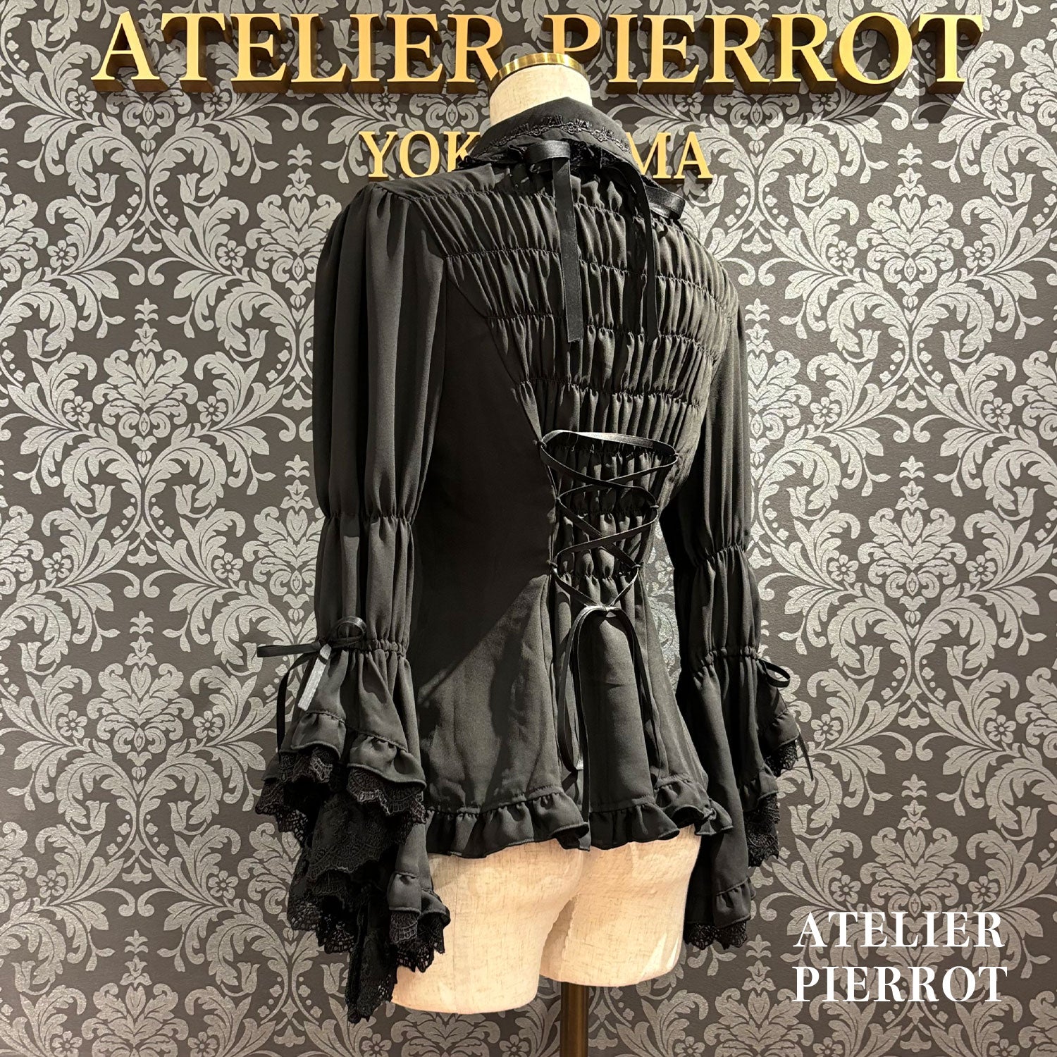 【ATELIER PIERROT】 Louise Jabot Half Sleeve Blouse White/Black