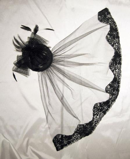 【MARBLE】マーブル ベール付きエレガンスゴシックミニハット:黒×黒バラ