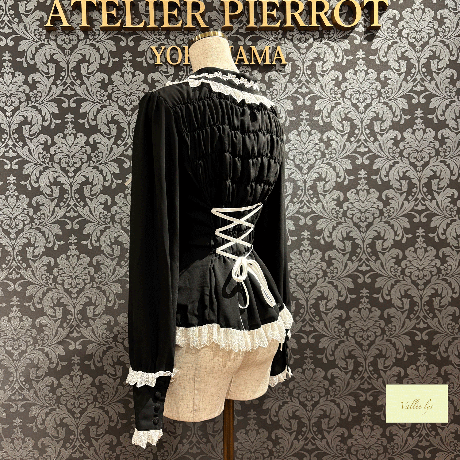 【Vallée lys】ヴァレリス Dreams Ladder Lace Long Sleeved Blouse ホワイト/ブラック×ホワイト/ブラック×ボルドー/ブラック×ネイビー/ブラック ★8月下旬発売★