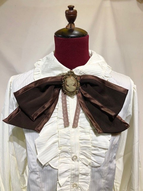 【MARBLE】マーブル アンティークカメオ付き クラッシックブラウス