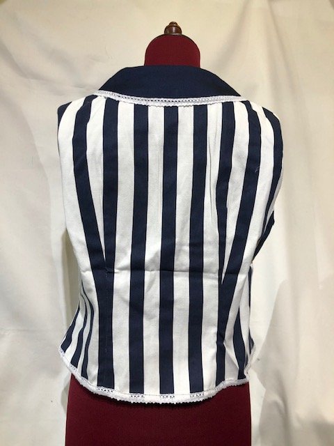 【MARBLE】マーブル 白花ブレードレース付きエンブレムベスト:紺白ストライプ Mサイズ