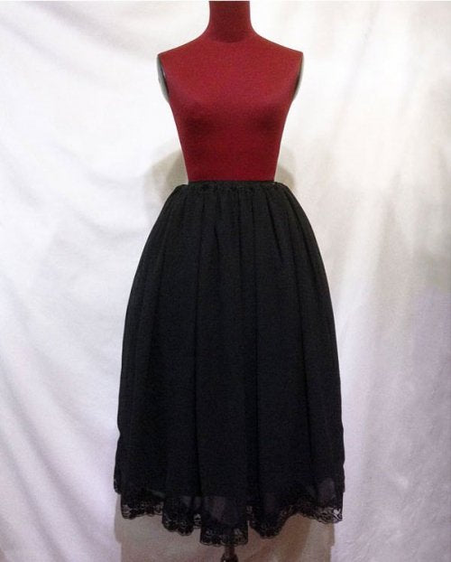 【MARBLE】マーブル バッスルレース付きスカラップレースロングスカート:黒シフォン