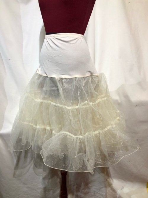 【MARBLE】マーブル オーガンジー2枚重ねティアードパニエ:オフ白【Lサイズ】
