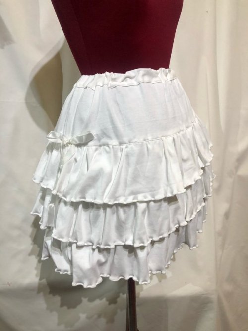 【MARBLE】マーブル サイドリボン付き切り替えティアードスカート:白ニット