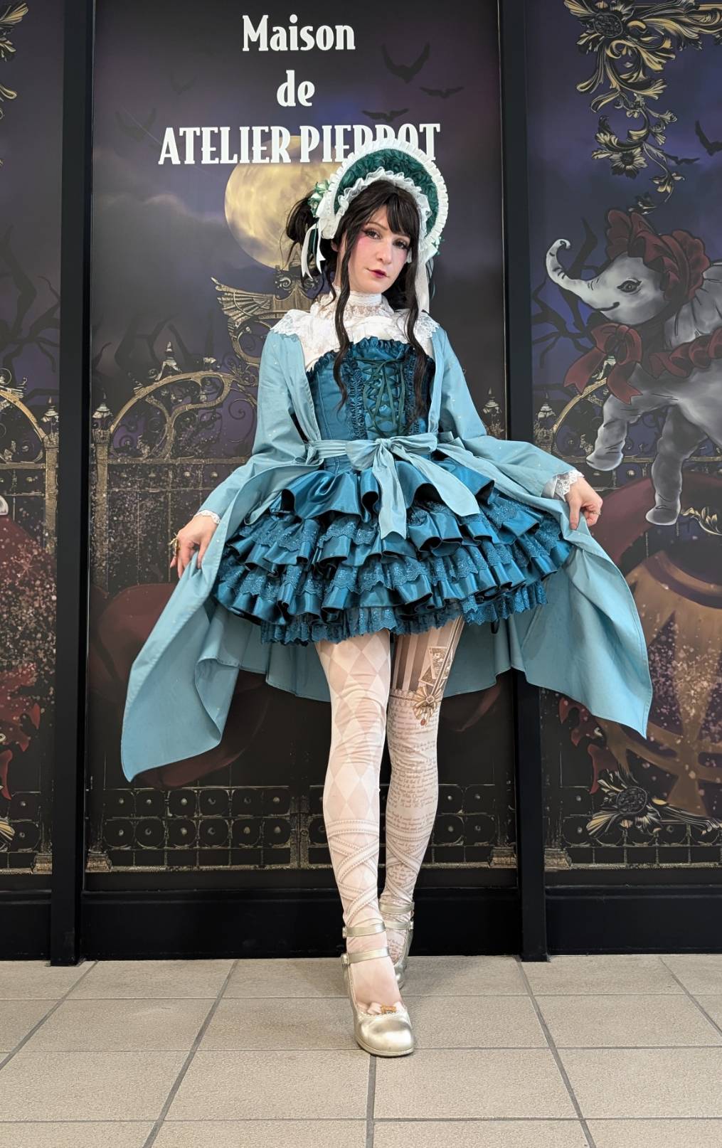 【HERHUM】ハーハム とある星の民ガウン