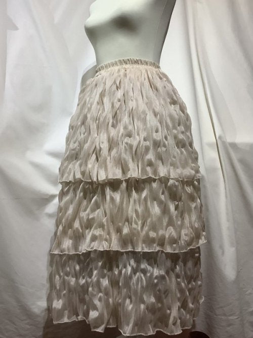 【MARBLE】マーブル プリーツしわ加工ロングフリルスカート:オフ白