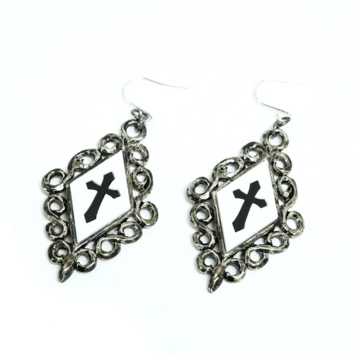 【Sheglit】シェグリット "Crusade"クロスピアス ホワイト