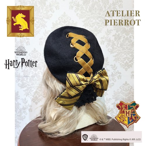 【ATELIER PIERROT】ハリー・ポッター リボンブローチ付きレースアップベレー帽 ハッフルパフ