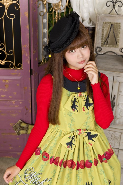 【MorunxMuuna Stoik】 「魔女の庭~りんごフェア~」ワンピース