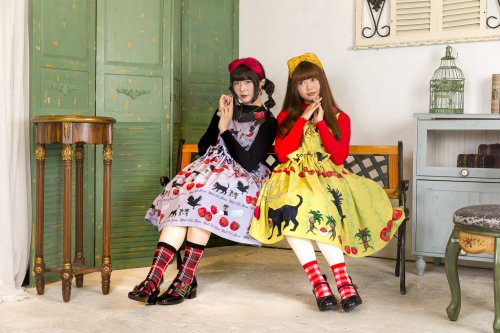 【MorunxMuuna Stoik】 「魔女の庭~りんごフェア~」ワンピース