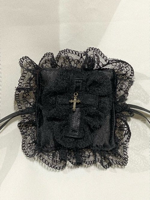 【MARBLE】マーブル 十字架付きリバーシブルアイパッチ(眼帯):黒×赤地黒ゴシック柄×銅古美十字架