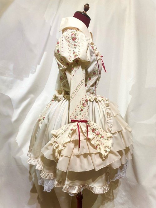 【MARBLE】マーブル ブラウス&スカートセットアップ風全身コーディネートワンピース:オフ白×オフ白赤バラアンティーク柄(スカート後ろオフ白無地)