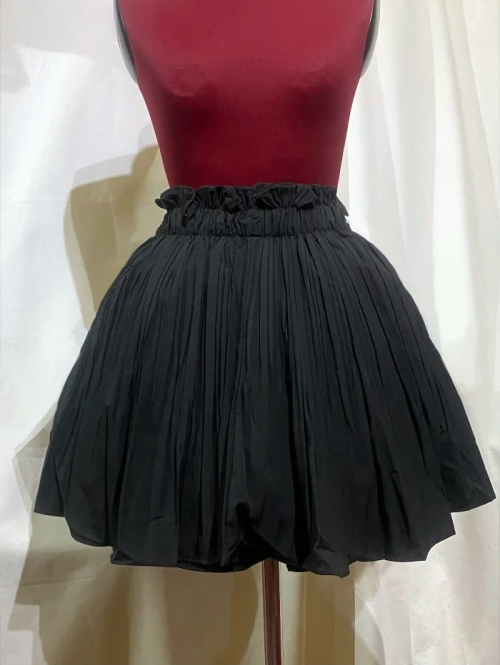 【MARBLE】マーブル プリーツシフォンミニキュロットスカート:黒