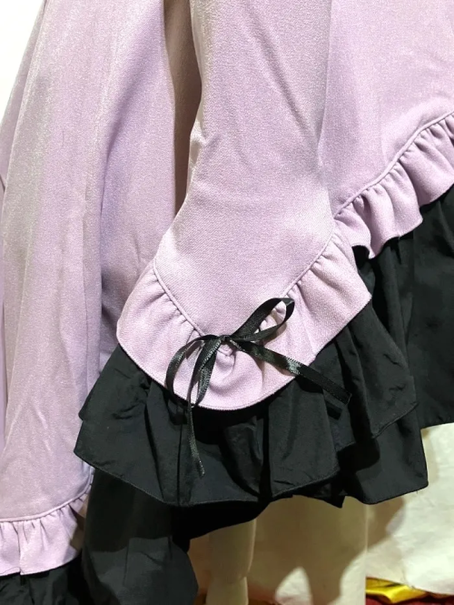 【MARBLE】マーブル ゴシック調ダイヤカットタイ付きブラウス型ワンピース:ラベンダー×紫石