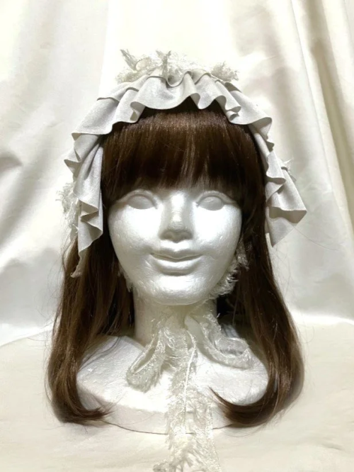 【MARBLE】マーブル フリンジリボンフリルヘッドドレス 白グレーニット