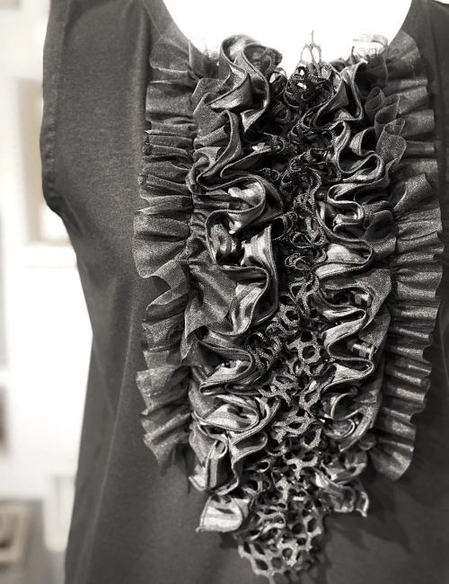 【Na+H】エヌエープラスエイチ surfaceタンクトップ