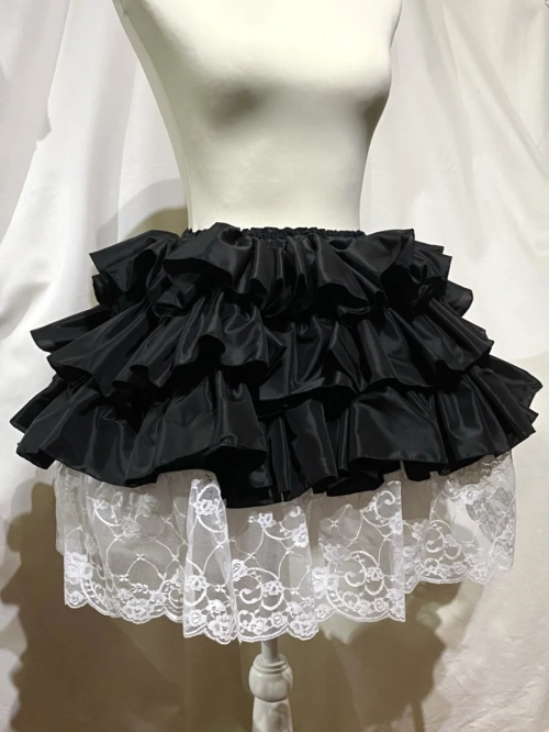 【MARBLE】マーブル ボリュームフリル 裾レーススカート:黒×白レース