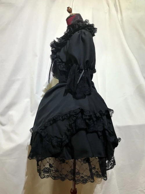 【MARBLE】マーブル 切り替え総フリルワンピース+パニエ入りボリュームレース付きスカート:黒ストライプ×黒レース