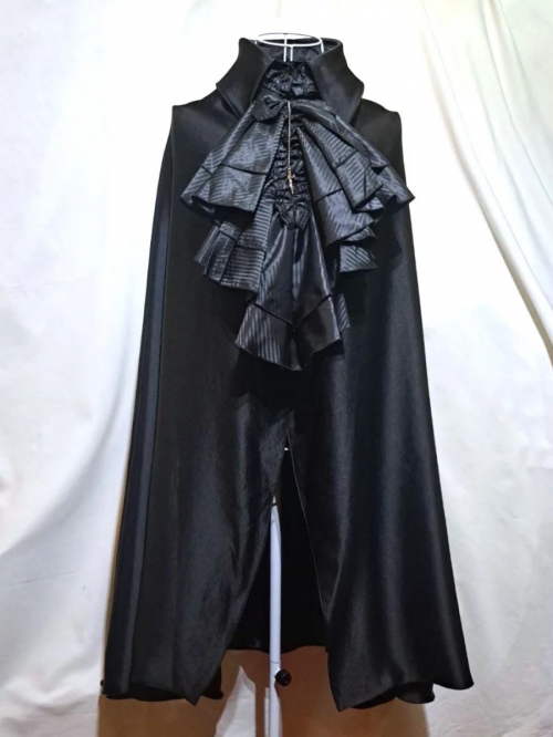 【MARBLE】マーブル ボリュームタイ付きロングマント:黒光沢×黒ストライプ