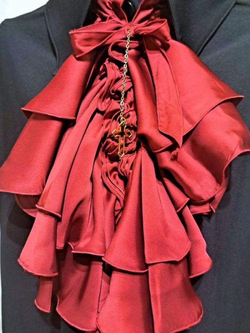 【MARBLE】マーブル ボリュームタイ付きロングマント:黒×赤