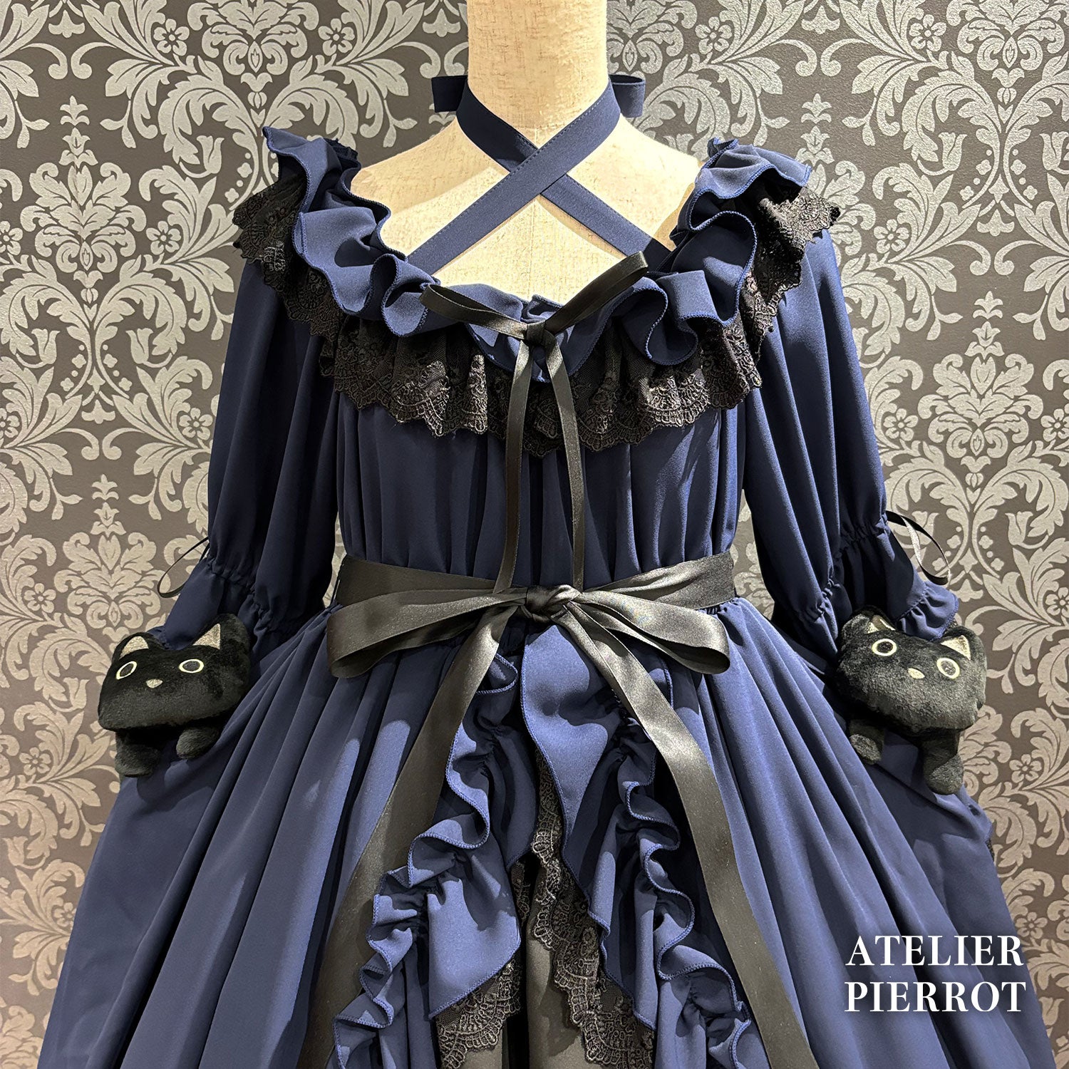 【ATELIER PIERROT】 ★Ahora aceptando reservas★Vestido Nocturno NegroWhite/Marfil/Purple/Navy/Black