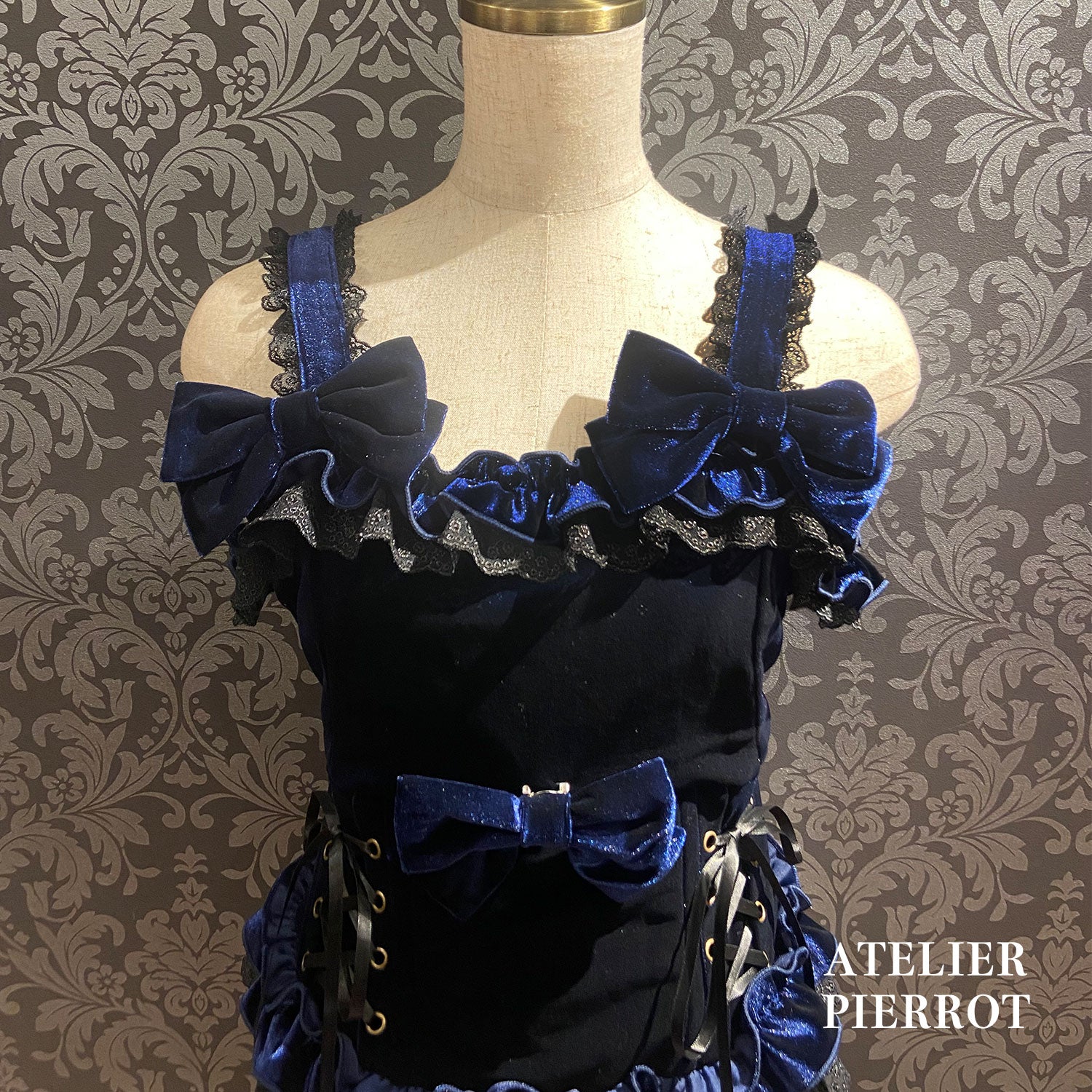 【ATELIER PIERROTAdenophora Lace-Up Camisole波尔多/海蓝色/黑色★预定10月上旬~中旬发售★