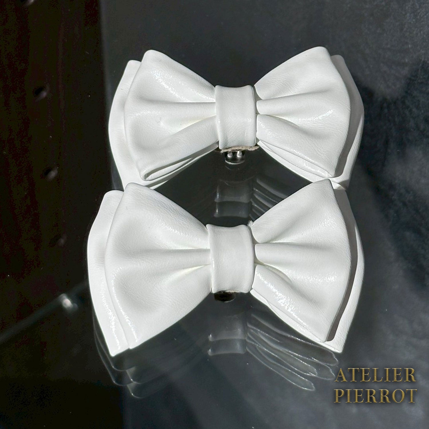 【ATELIER PIERROT】 Chunky Frilled Ribbon Boots ホワイト/ブラック S /M /L/XL★紅白限定セール10%OFF!!1/20(火)まで★