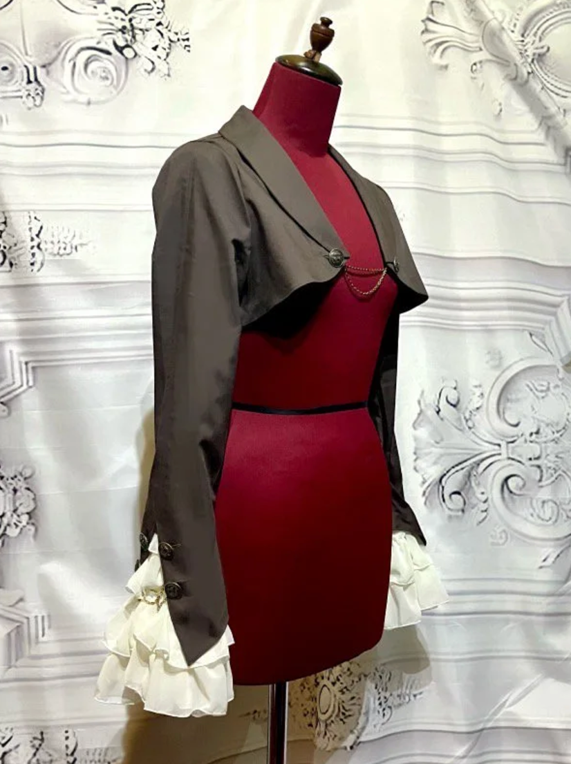 【MARBLE】マーブル エンブレムチェーン付き姫袖ショートジャケット:茶×オフ白フリル