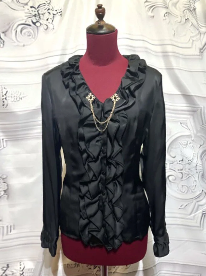 【MARBLE】マーブル ◆M〜Lサイズ◆ゴシック調チェーンブローチ付きダブルフリルブラウス