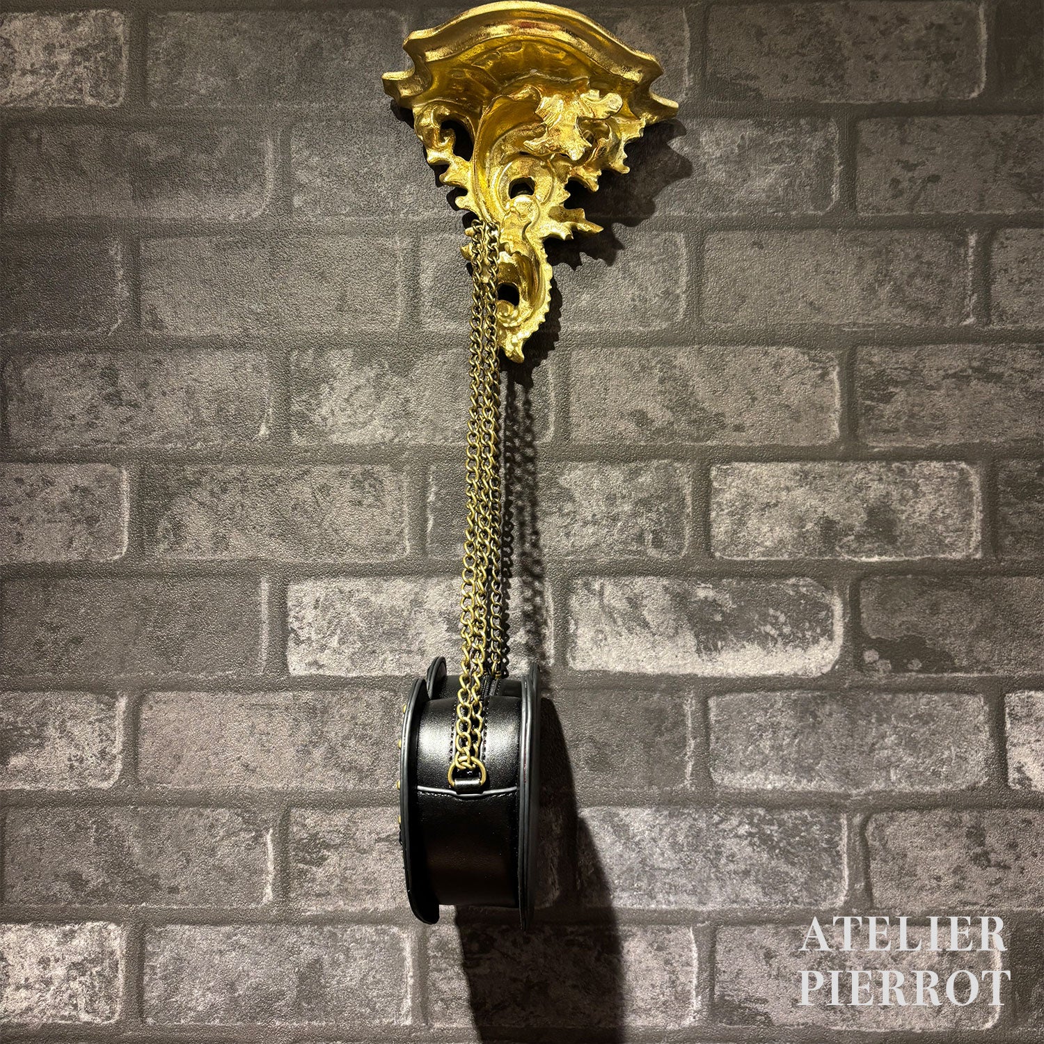 【ATELIER PIERROT】 Mended Heart Shoulder BAG White/Bordeaux/Black ★Released in mid-February★