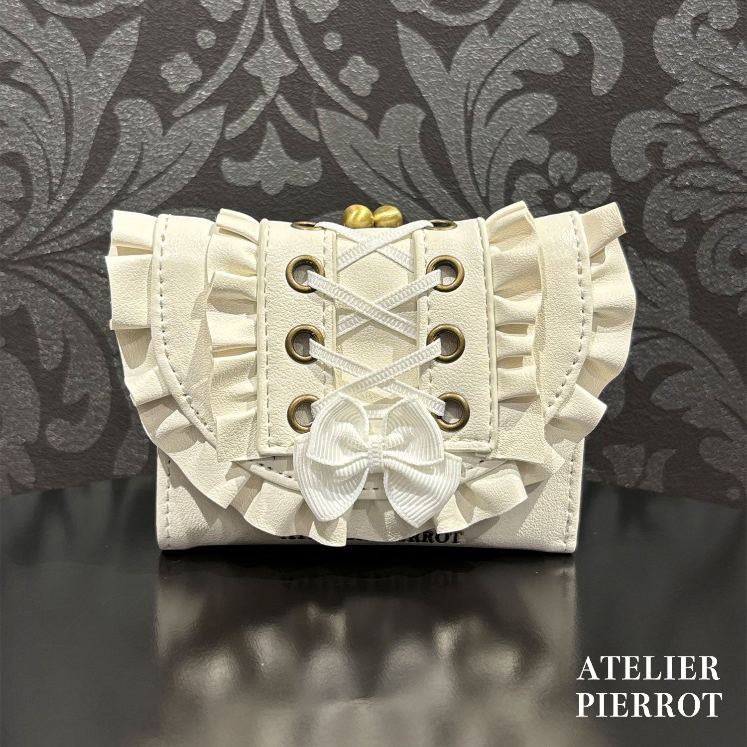 【ATELIER PIERROT】 Mini billetera con volantes de muñecaWhite/Bordeaux/Black