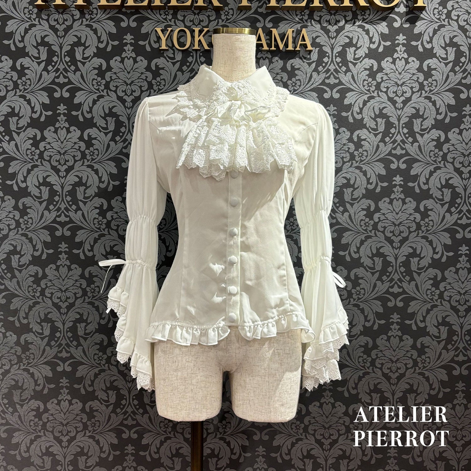 【ATELIER PIERROT】 Louise Jabot Half Sleeve Blouse White/Black