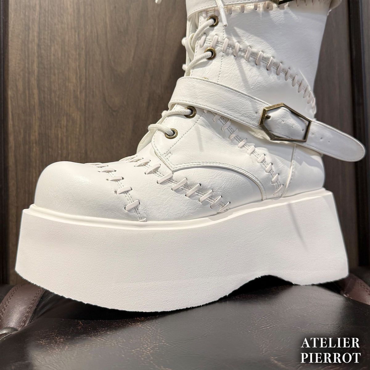 【ATELIER PIERROT】 ★ご予約受付中★ “Nocturnal Grave” Mended Boots ホワイト/ブロンズ/ブラック S/M/L/XL