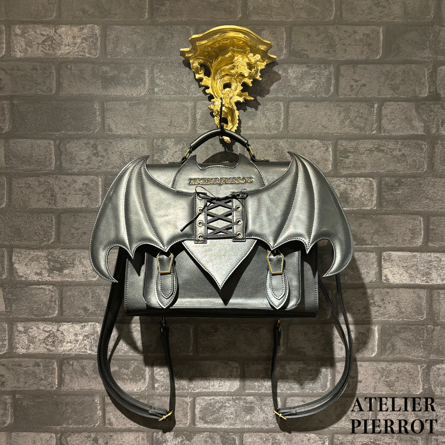 【ATELIER PIERROT】“夜間墳墓” Batwing Satchel Bordeaux/Navy/Black