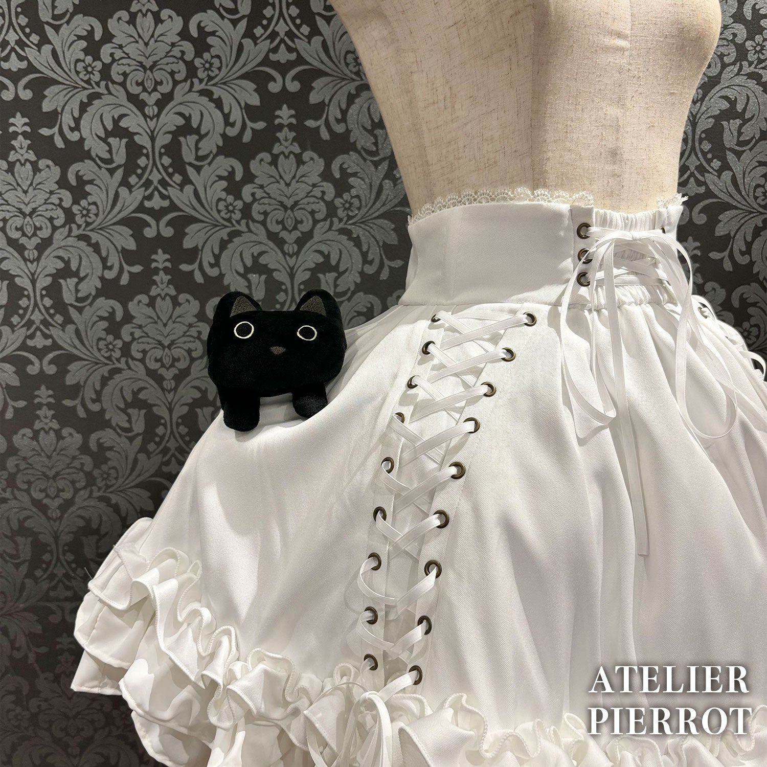 【ATELIER PIERROT】 Adenophora Lace-Up Skirt ホワイト/新色ボルドー/パープル×ブラック/新色ネイビー/ブラック×ホワイト/ブラック★ダブルポイントフェア対象商品6月14日(日)まで★