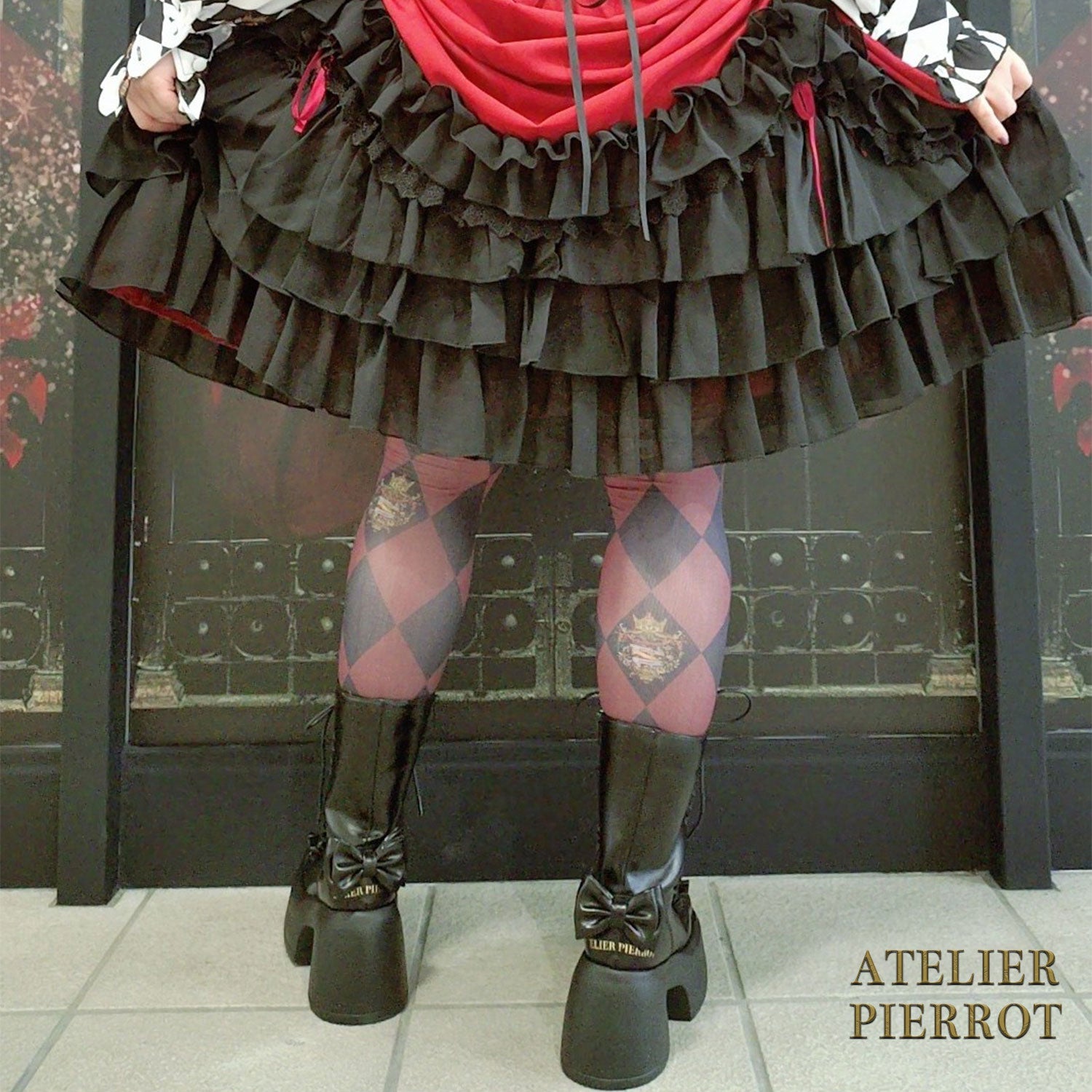 【ATELIER PIERROT】 Chunky Frilled Ribbon Boots ホワイト/ブラック S /M /L/XL★紅白限定セール10%OFF!!1/20(火)まで★
