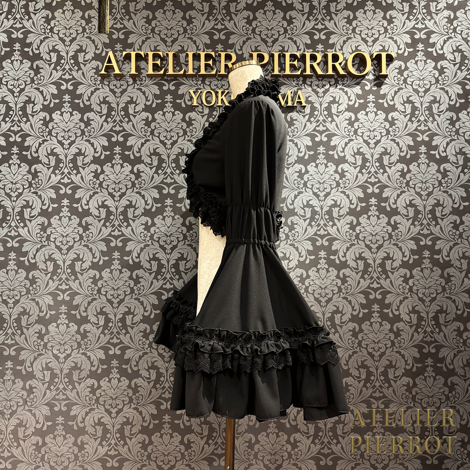 【ATELIER PIERROTPrincess Sleeve Bolero白/酒/海蓝色/黑