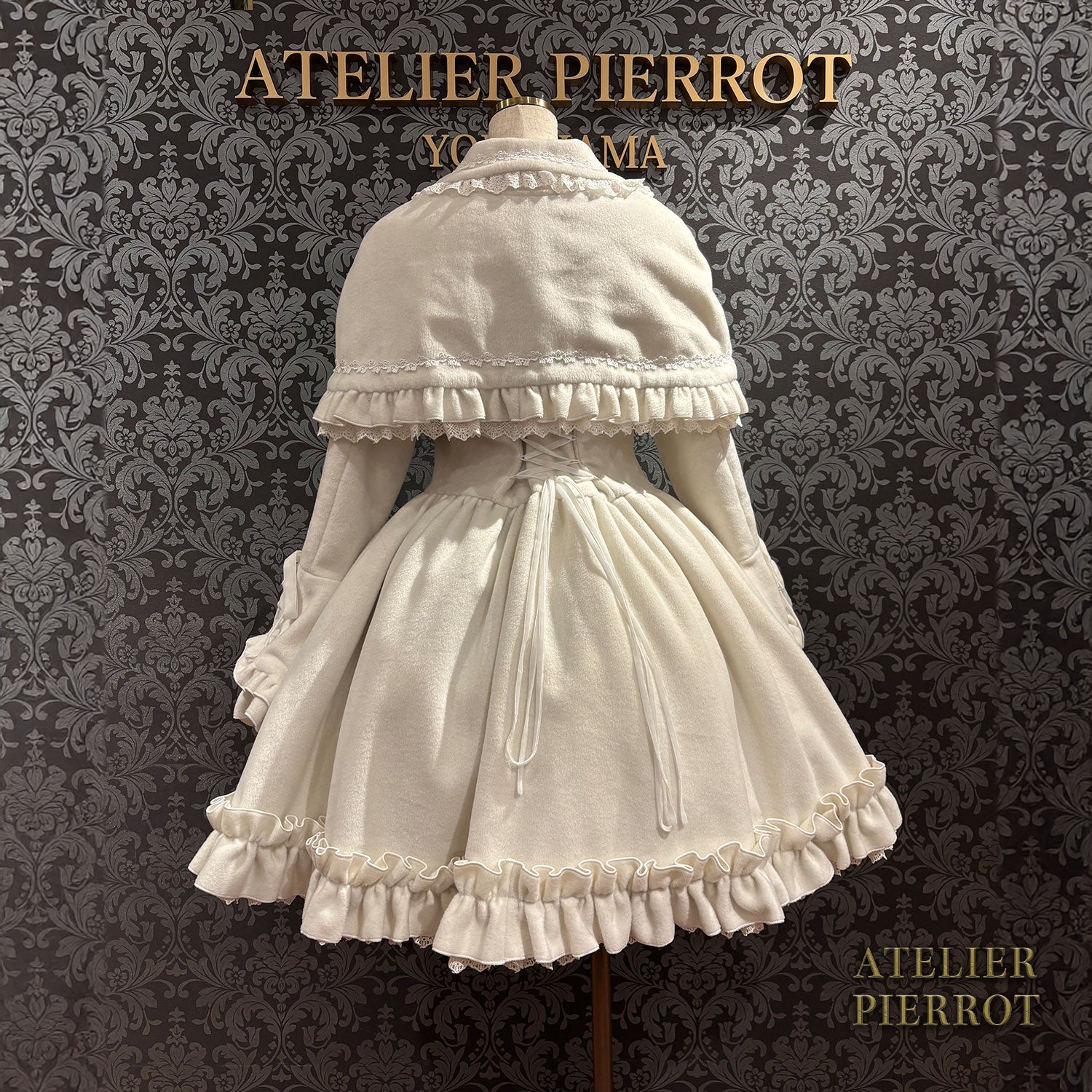 【ATELIER PIERROT】 Fleur d'Hiver Coat White/Bordeaux/Navy/Black★Released from late October to early November★