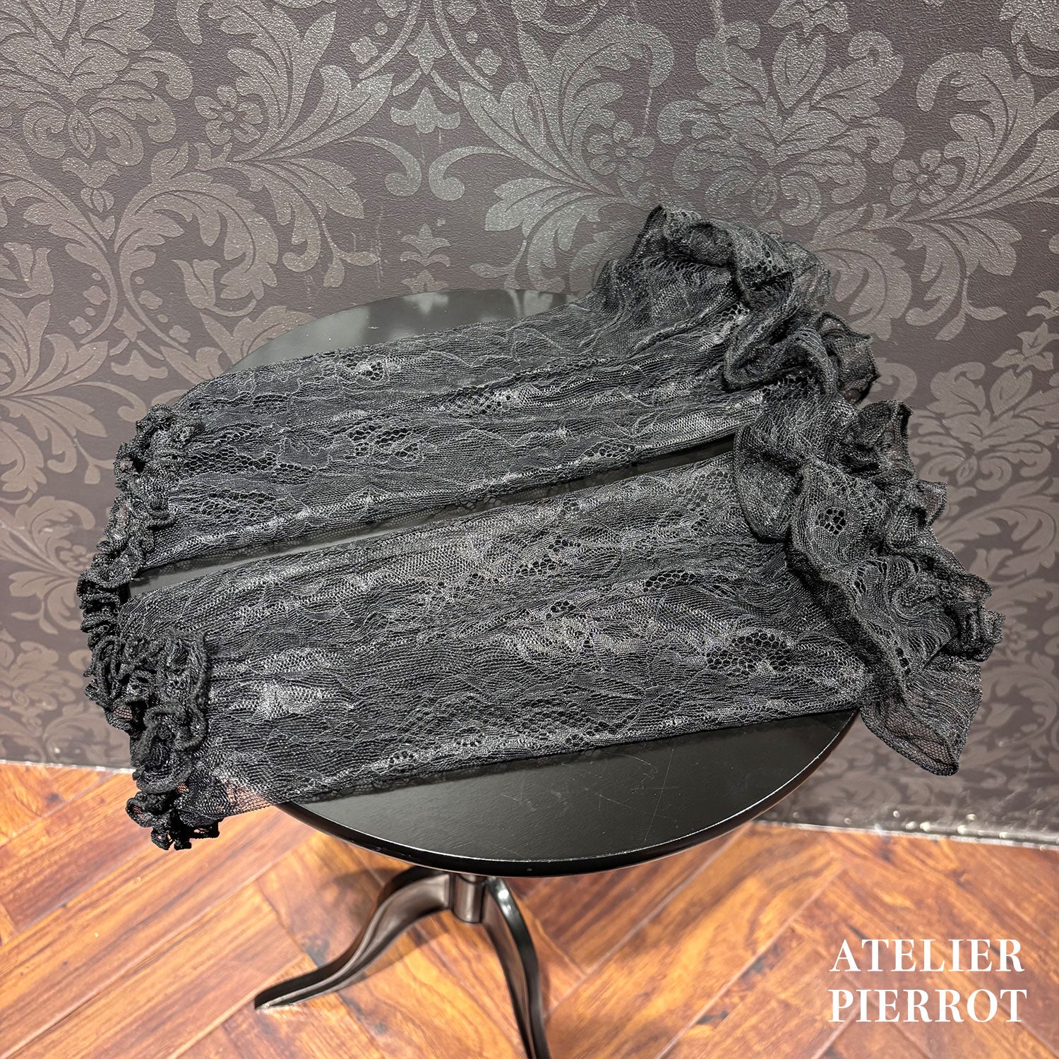 【ATELIER PIERROT】 ★ご予約受付中★ Forbidden Prayer Lace Long Gloves ホワイト/ブラック